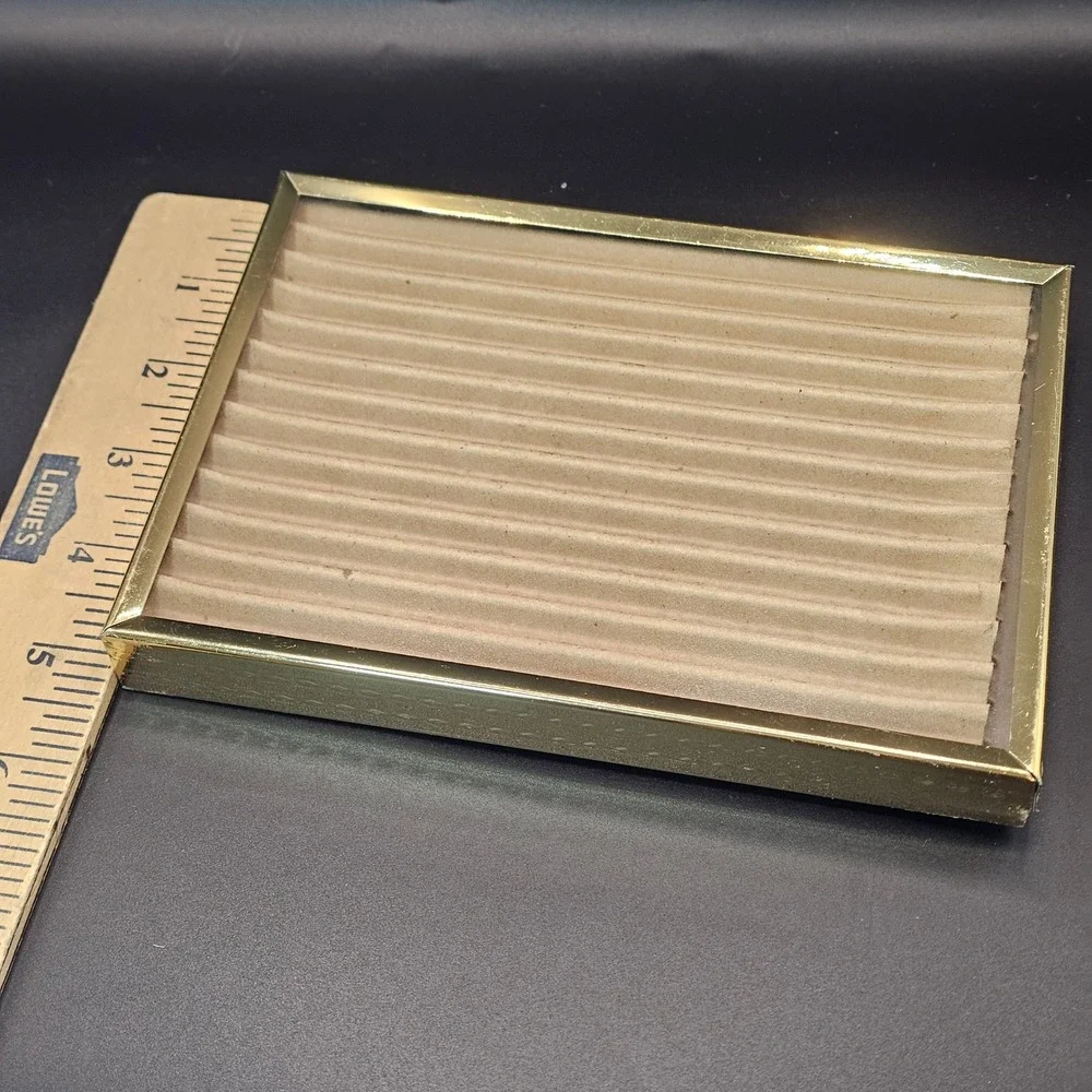 Vintage Gold Brass Mid Century 5x7 Picture Frame Easel Back‎ Tabletop Decor